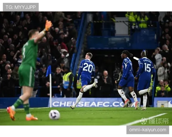 英超官方：三月最佳进球候选公布，帕尔默的超远距离吊射在列